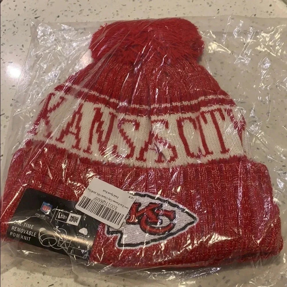 Kansas City Chiefs NFL Hat Knit Beenie Hat New - Picture 2 of 8